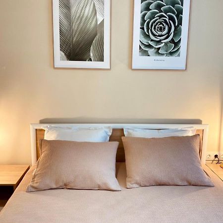 Pearl Apartments Burgas Bagian luar foto