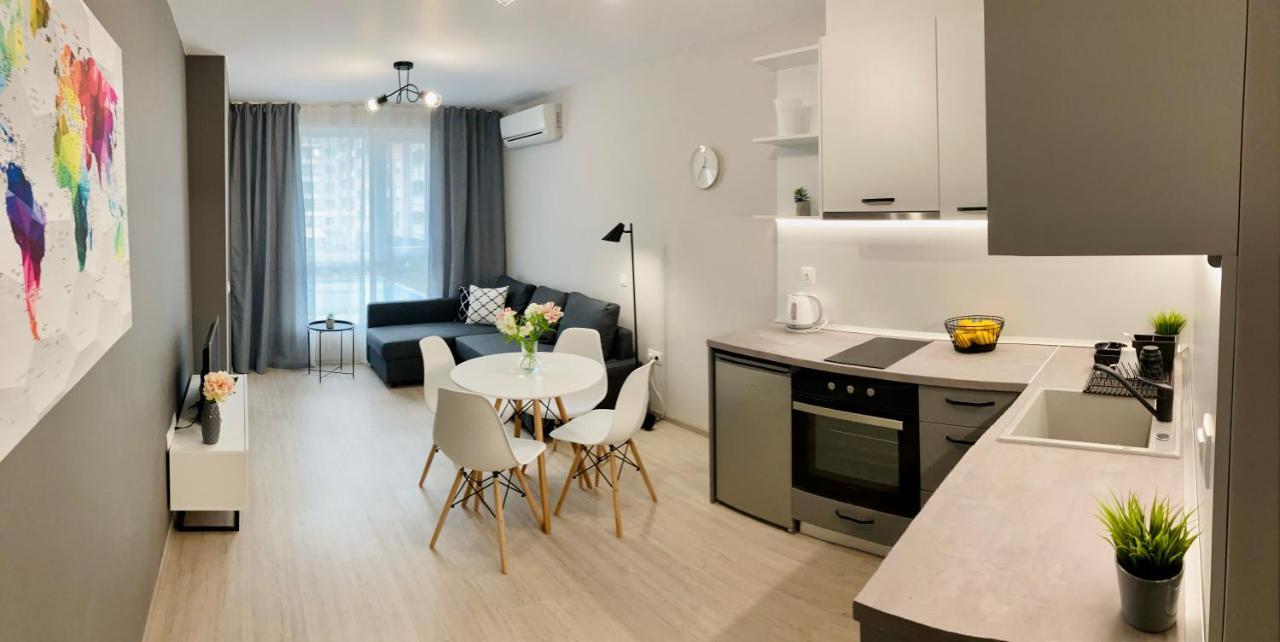 Pearl Apartments Burgas Bagian luar foto